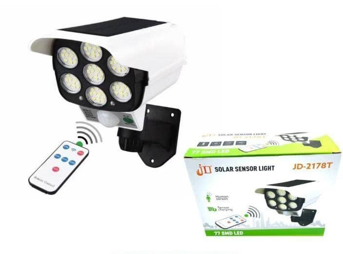 چراغ خورشیدی طرح دوربین مداربسته مدل Pr-Cam با سنسور و ریموت کنترل